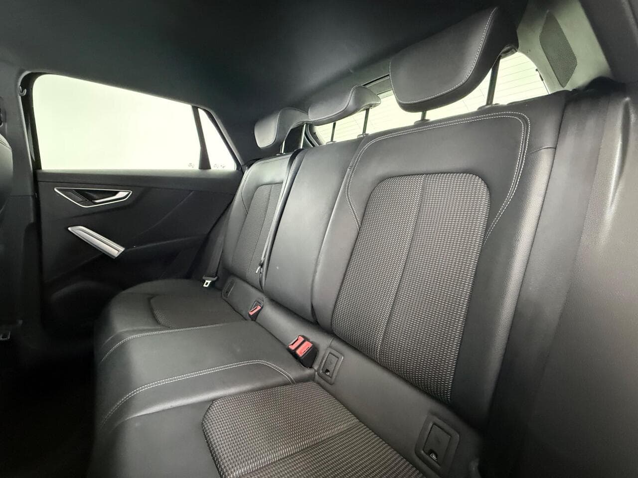 Audi Q2 thumbnail Seats Rear