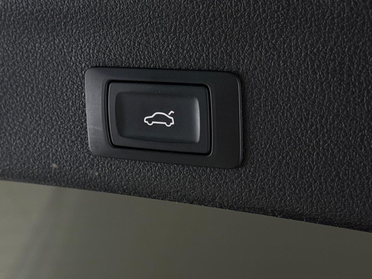 Audi A6 Avant thumbnail Misc Controls