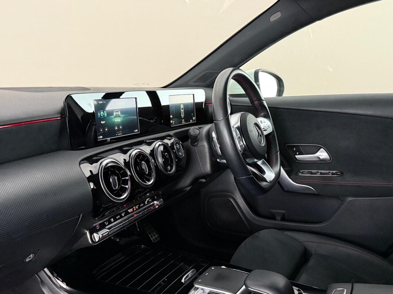 Mercedes-Benz A Class thumbnail Interior Front