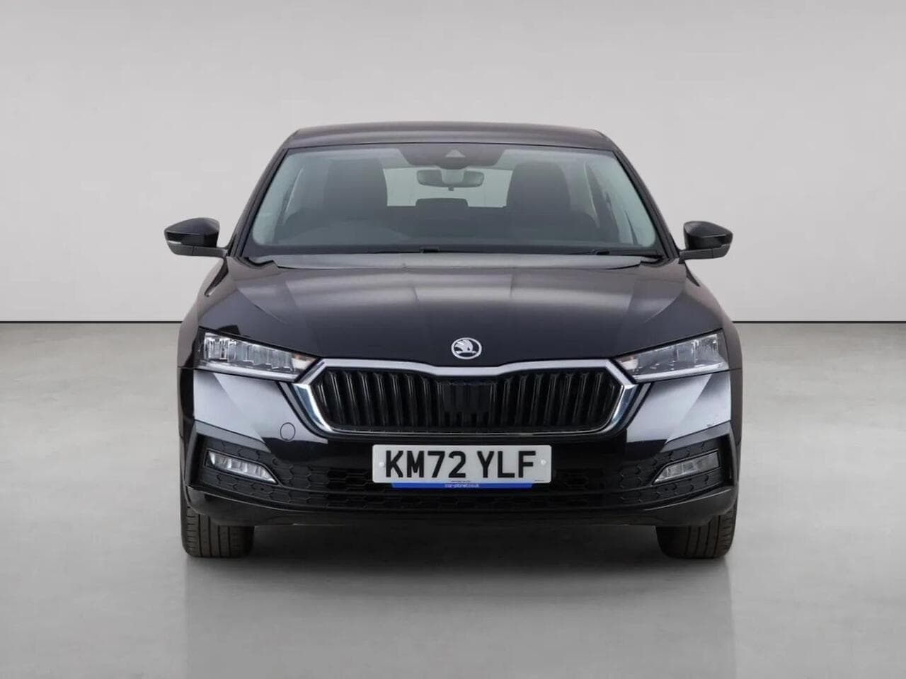 Skoda Octavia thumbnail Front