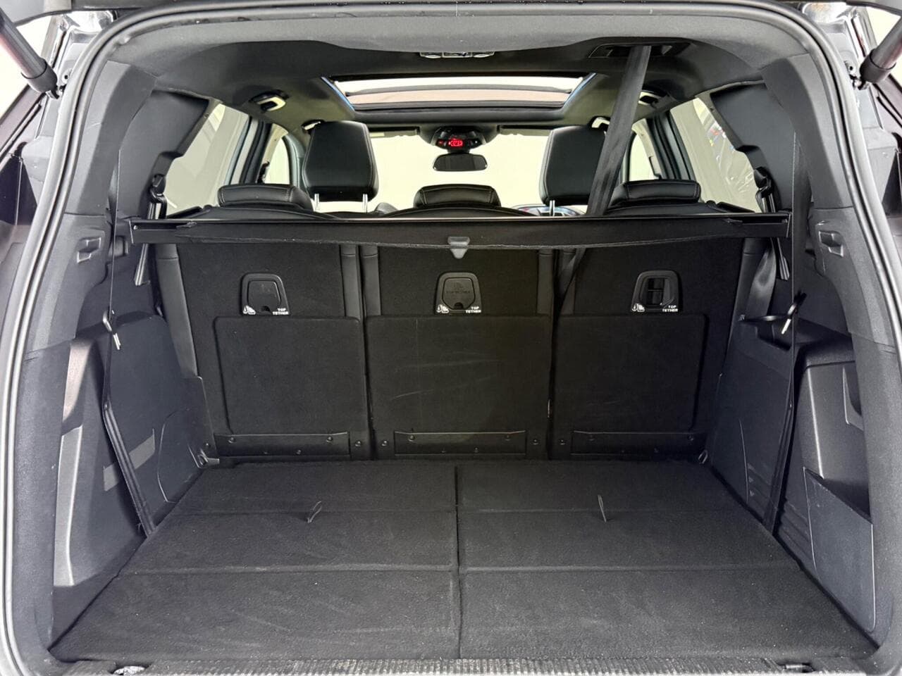 Peugeot 5008 thumbnail Boot