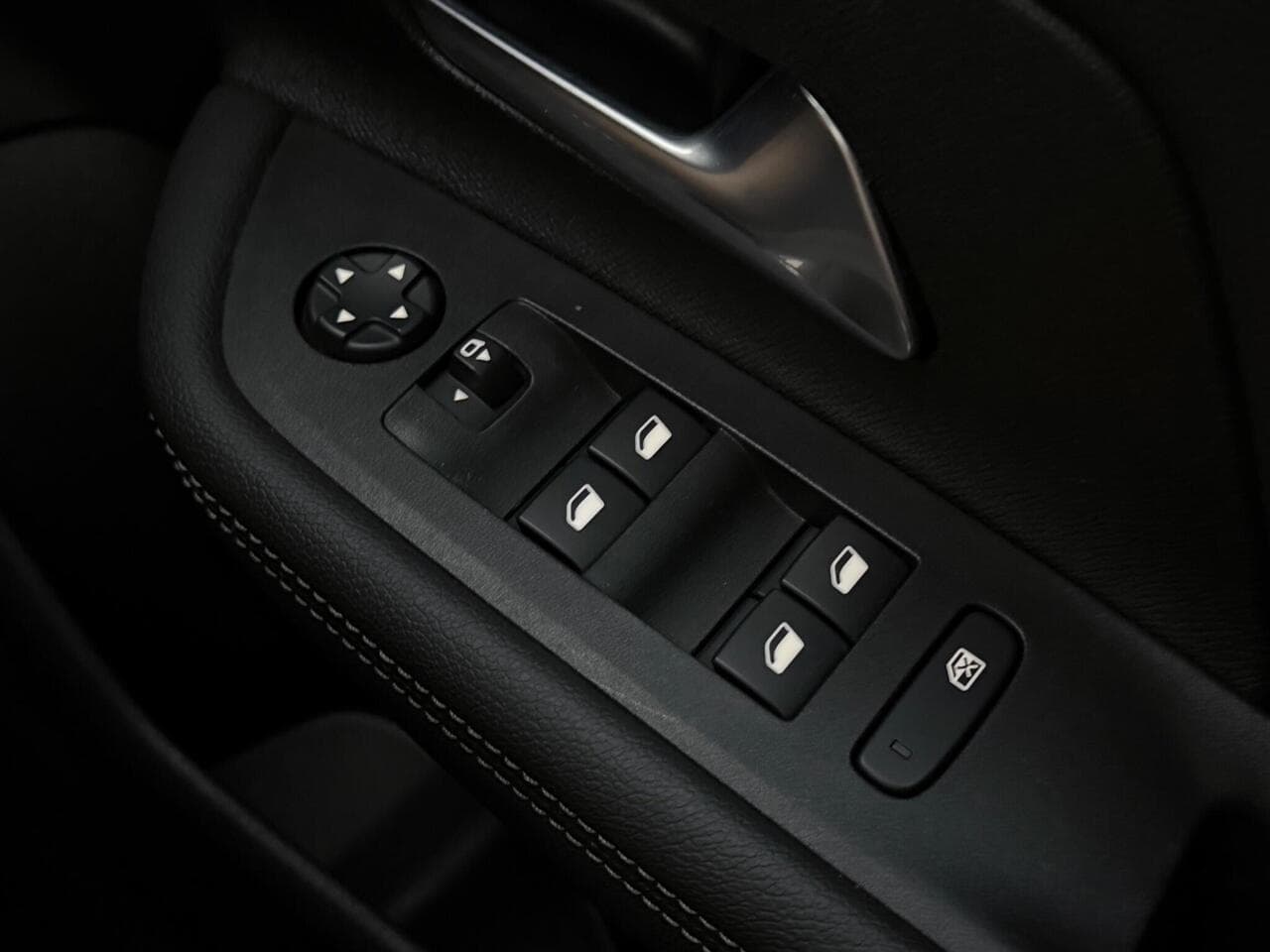 Vauxhall Mokka thumbnail Misc Controls
