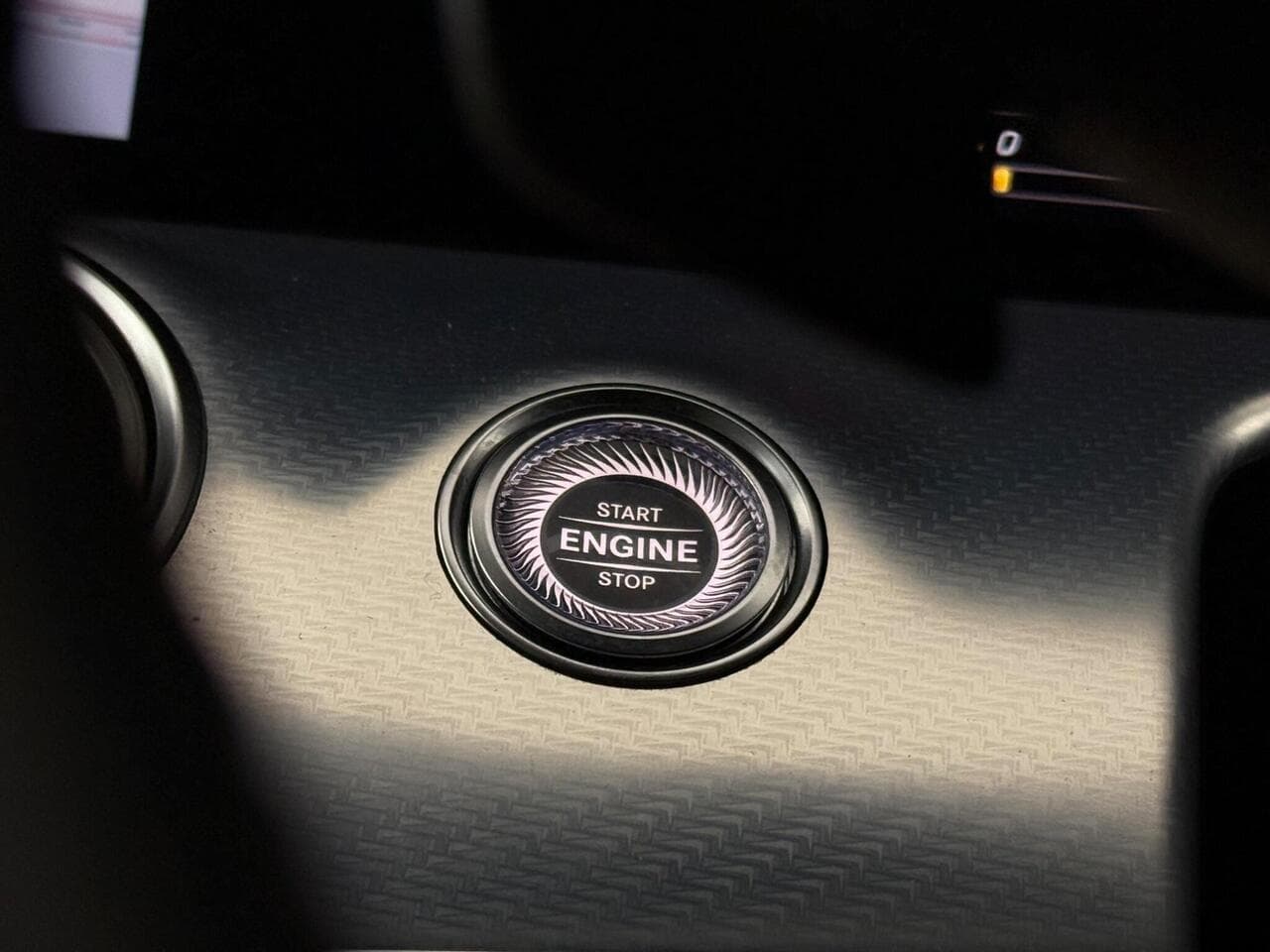 Mercedes-Benz E Class thumbnail Misc Controls