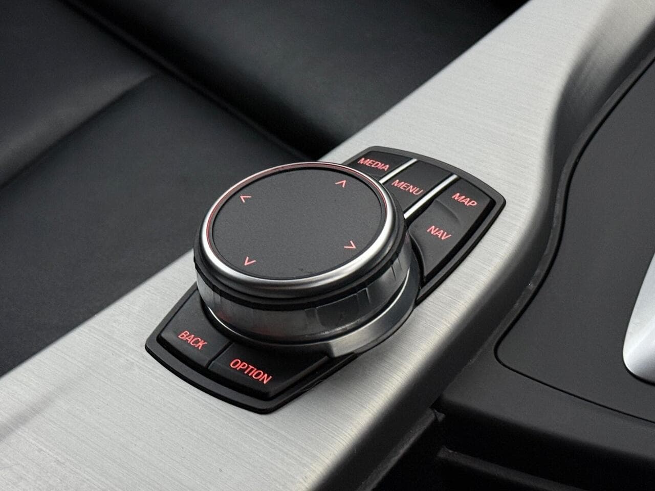 BMW 4 Series Gran Coupe thumbnail Misc Controls