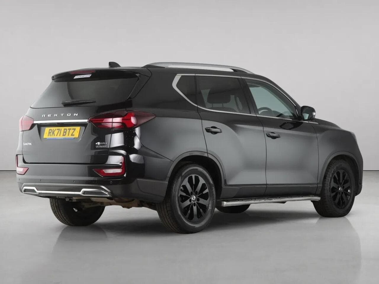 SsangYong Rexton thumbnail Rear Right