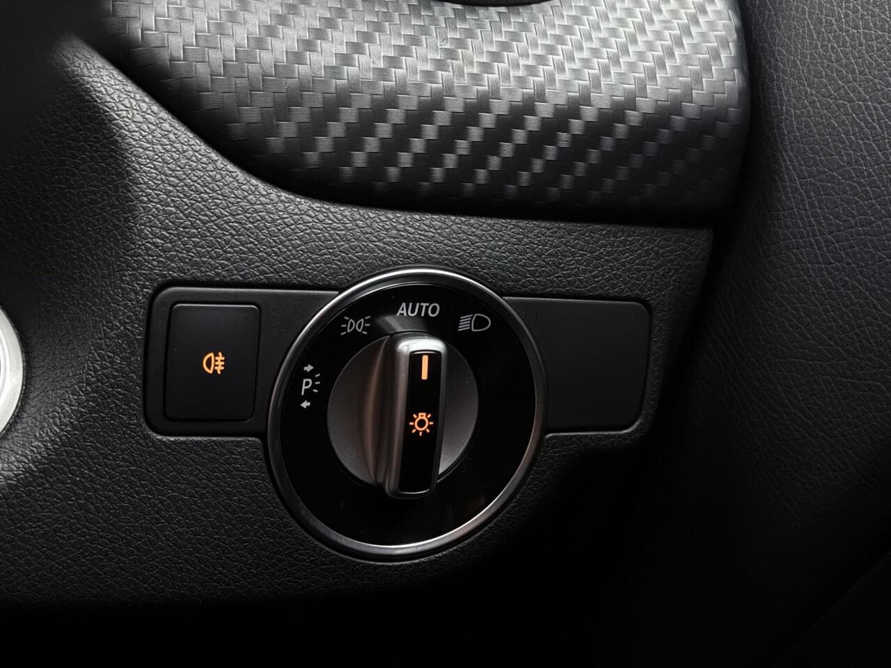 Mercedes-Benz A Class thumbnail Misc Controls