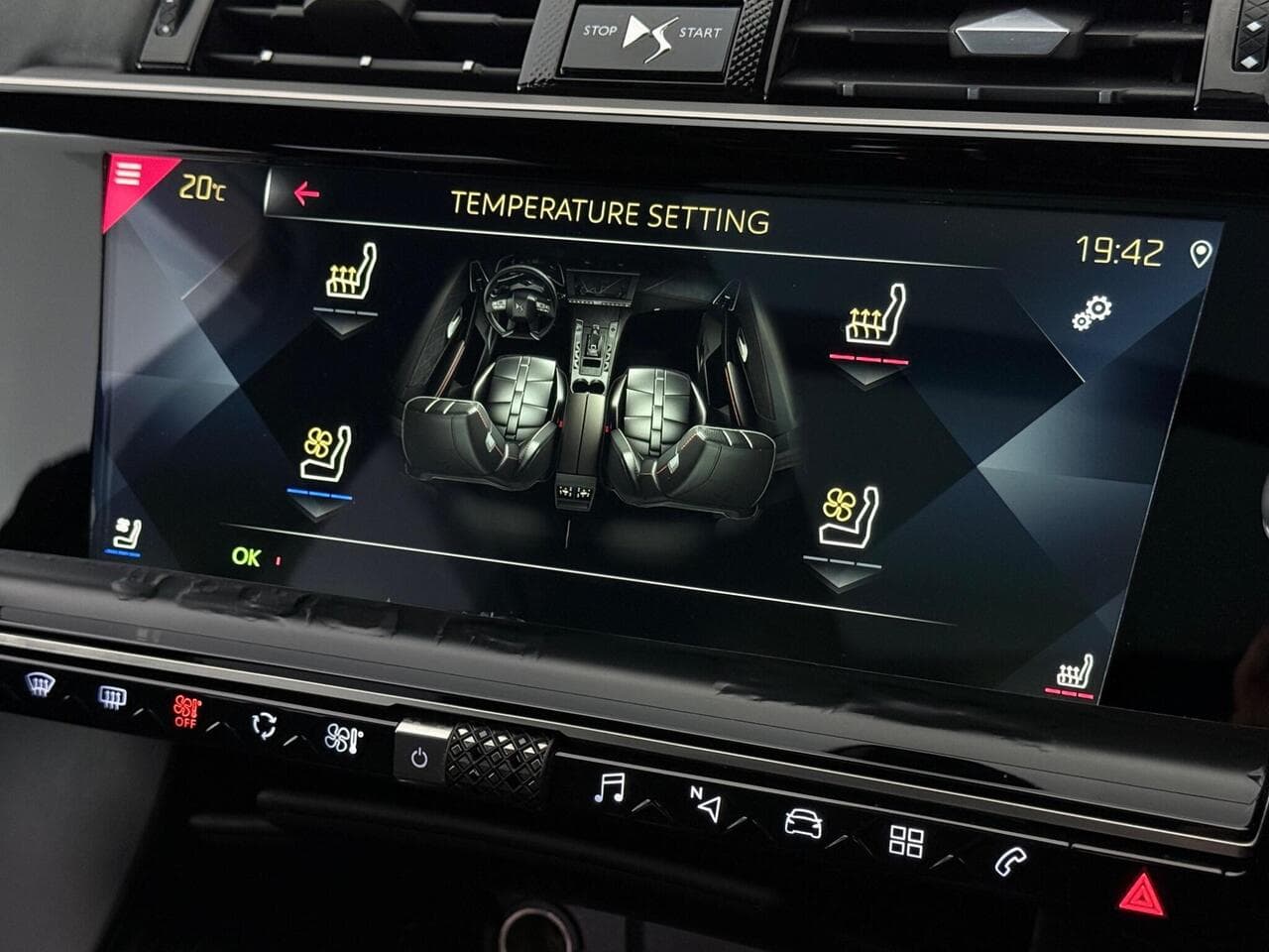 DS AUTOMOBILES DS 7 CROSSBACK thumbnail Infotainment System