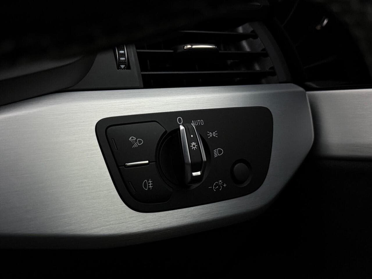 Audi A5 thumbnail Misc Controls