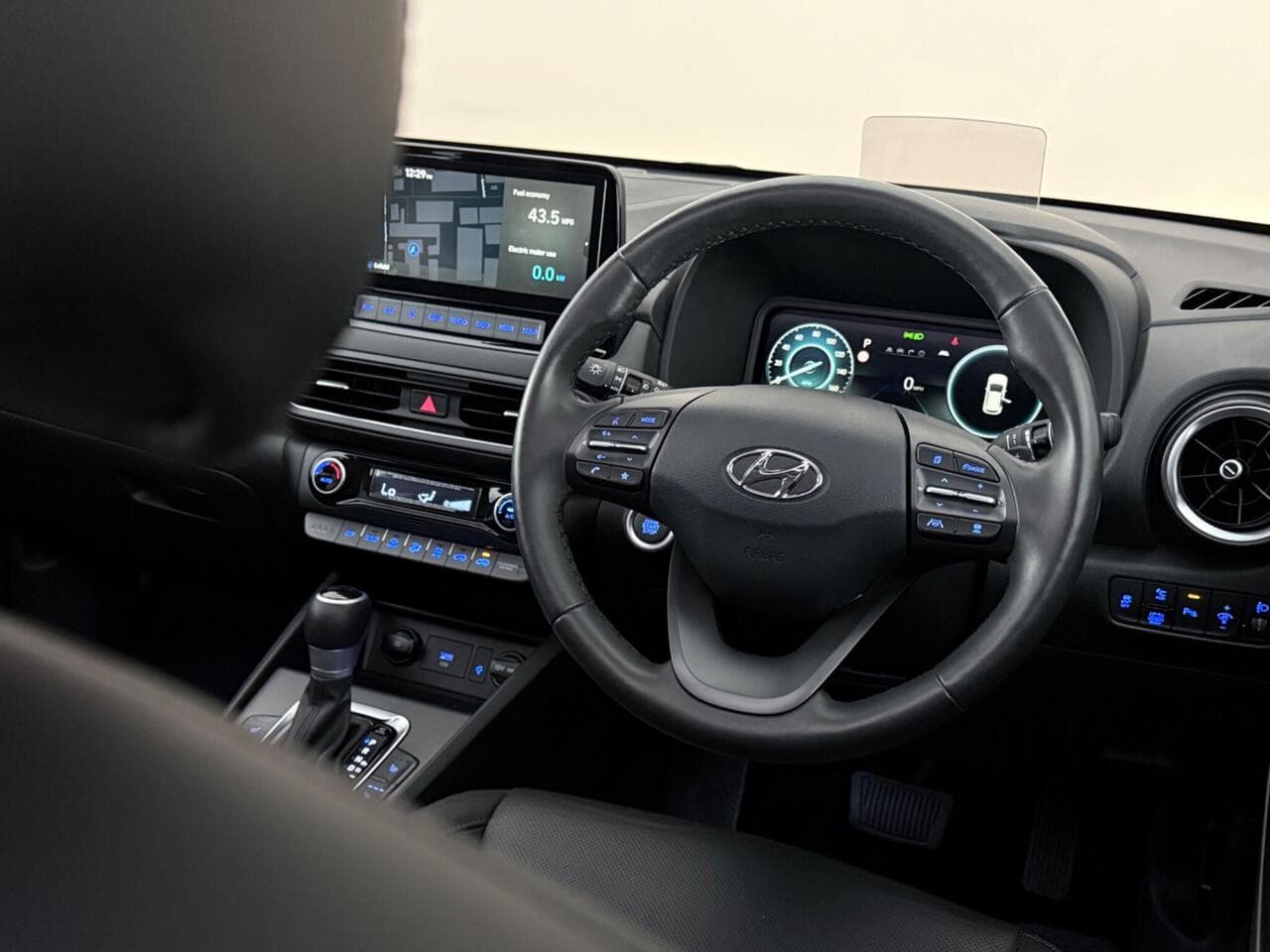Hyundai KONA thumbnail Steering Wheel