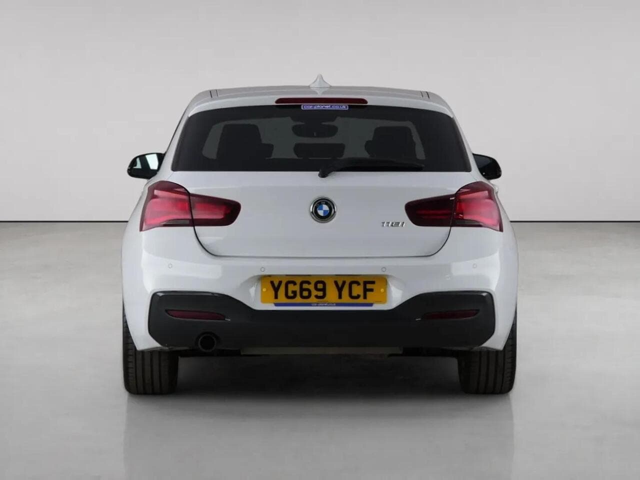 BMW 1 Series thumbnail Rear