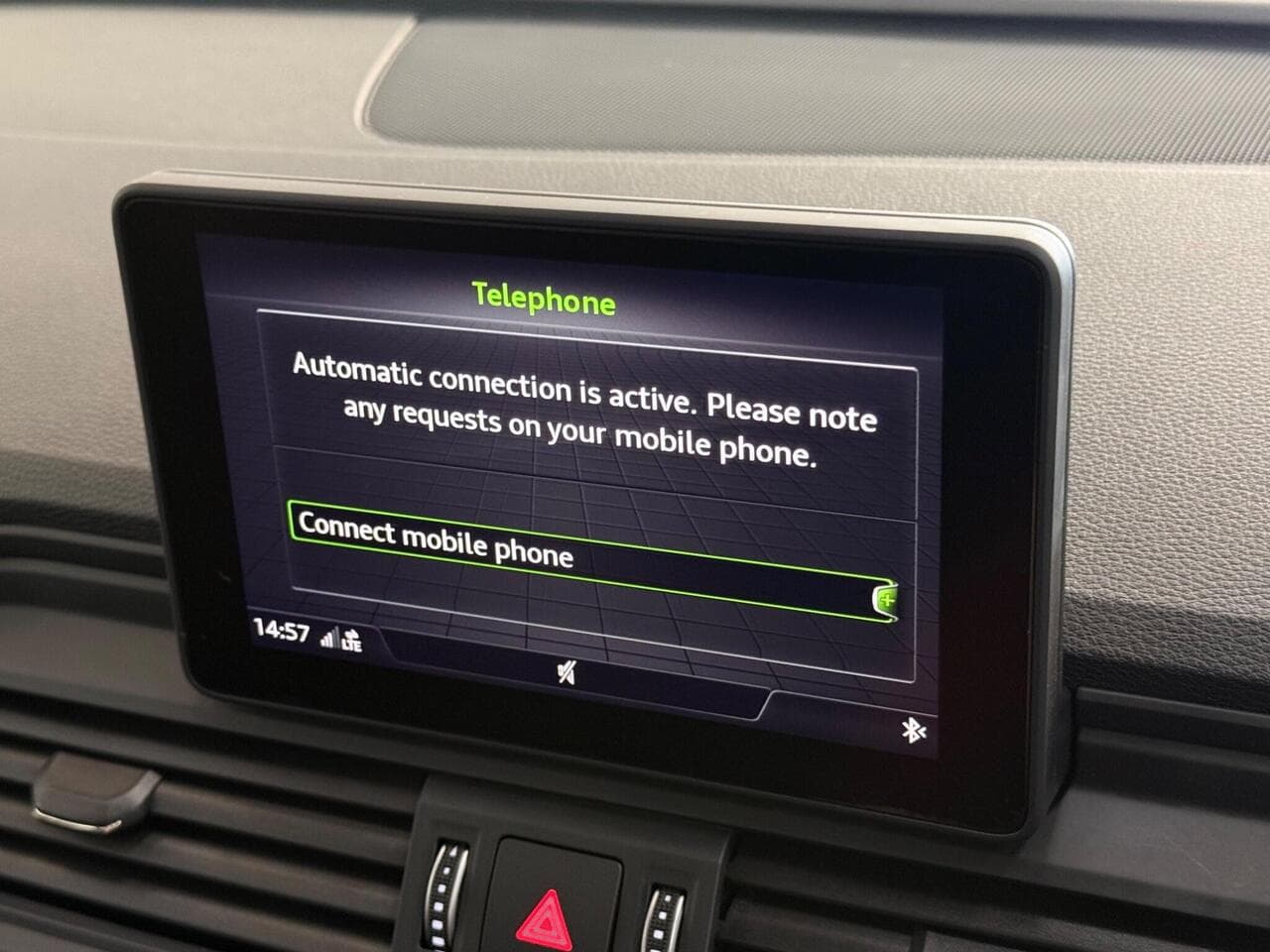 Audi Q5 thumbnail Infotainment System