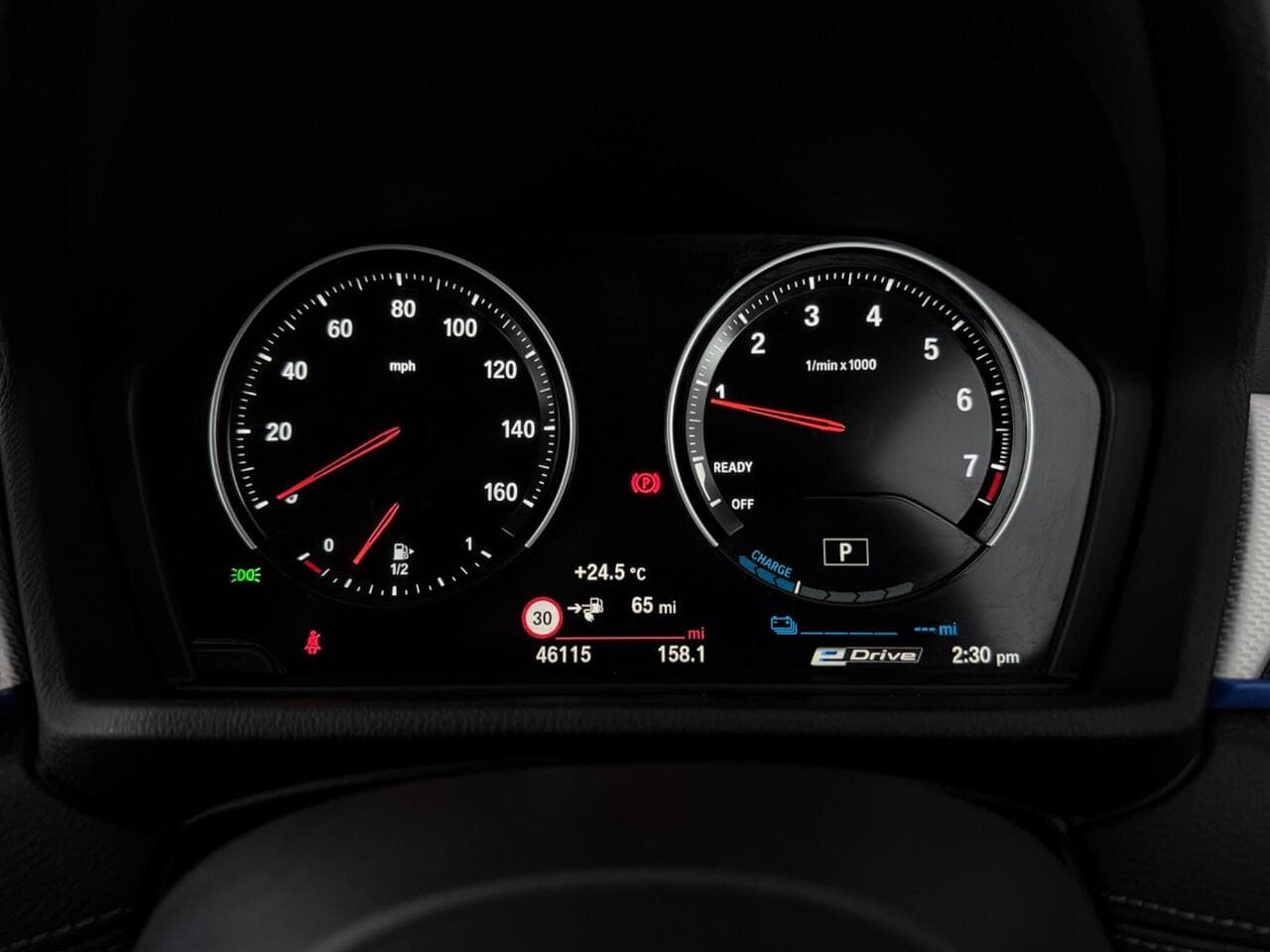 BMW X1 thumbnail Driver Instruments