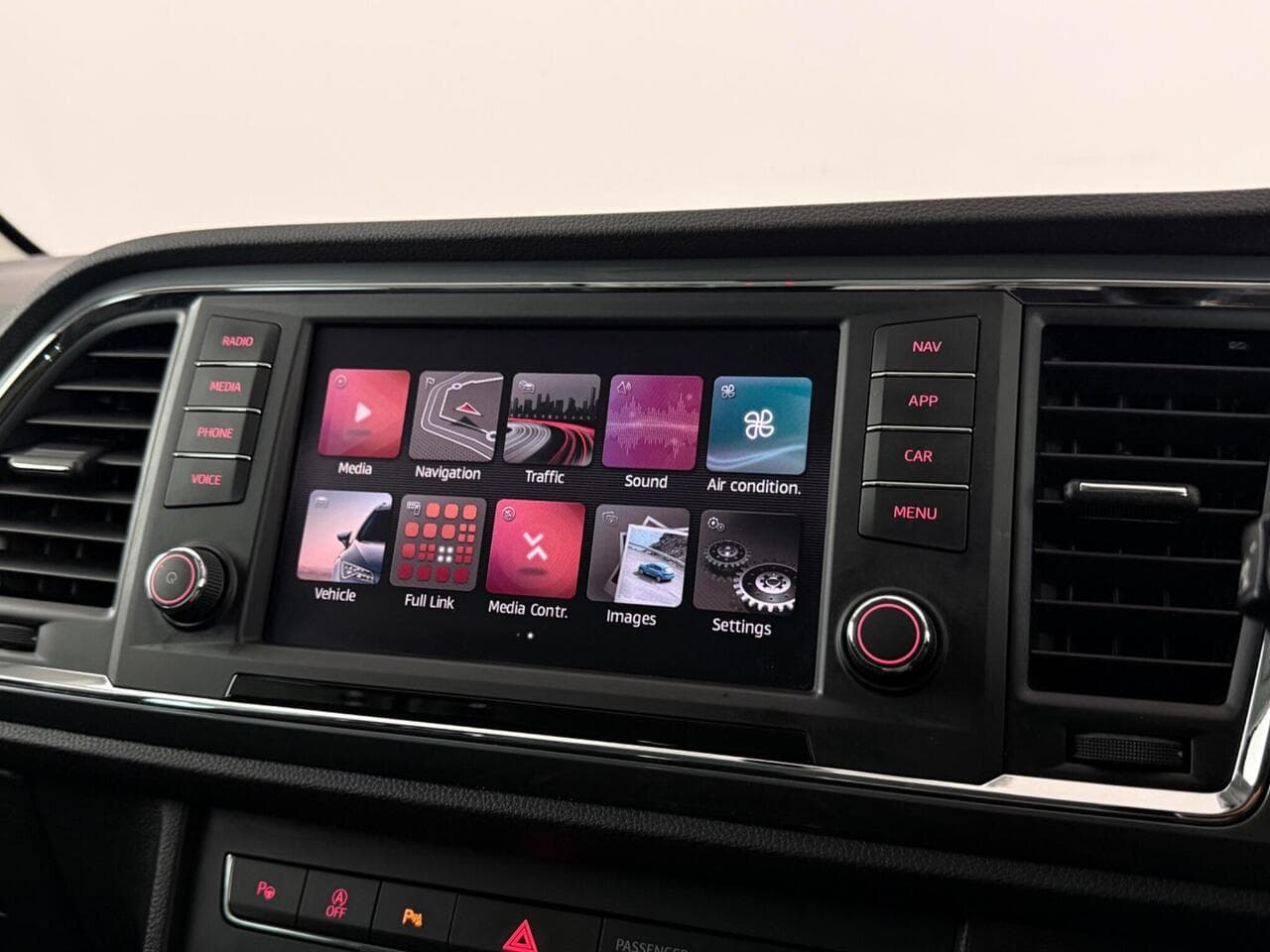 SEAT Ateca thumbnail Infotainment System