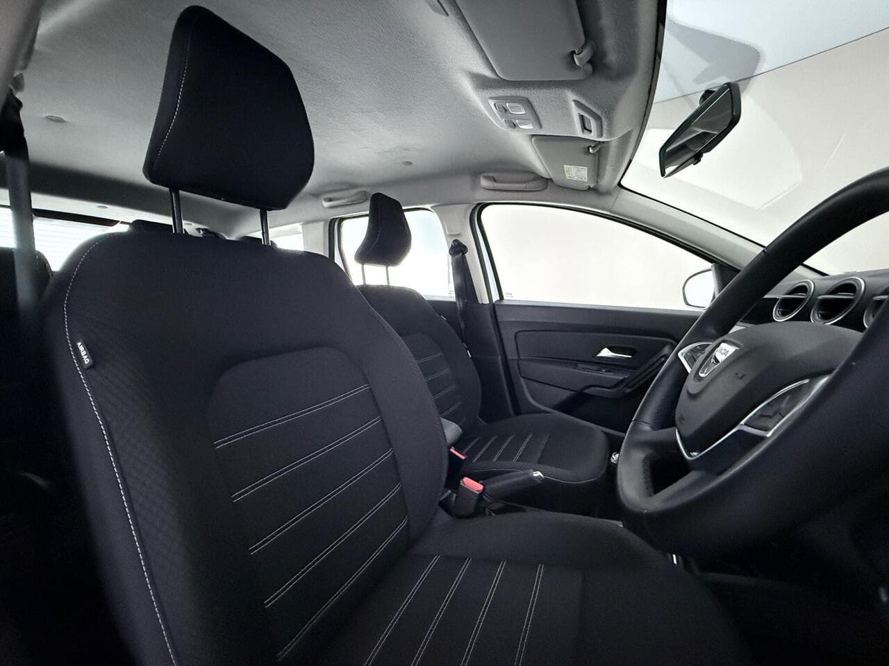 Dacia Duster thumbnail Seat Driver