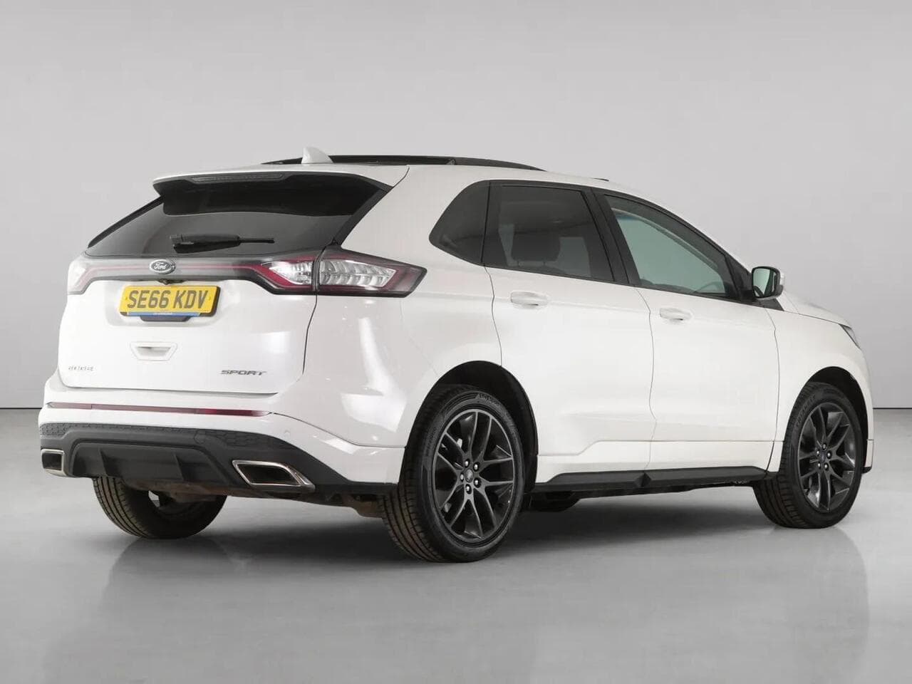 Ford Edge thumbnail Rear Right