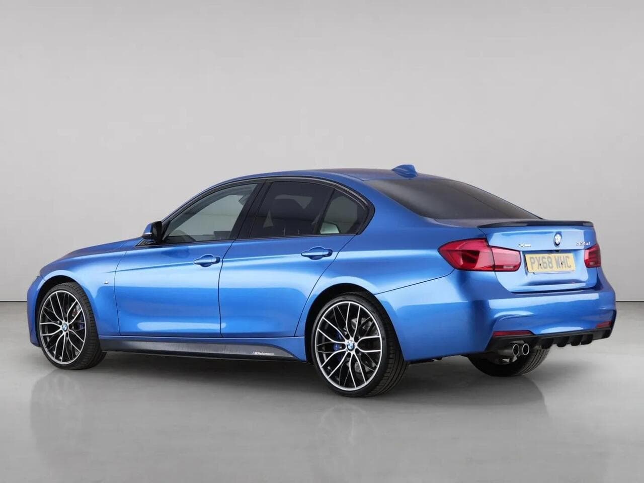 BMW 3 Series thumbnail Rear Left