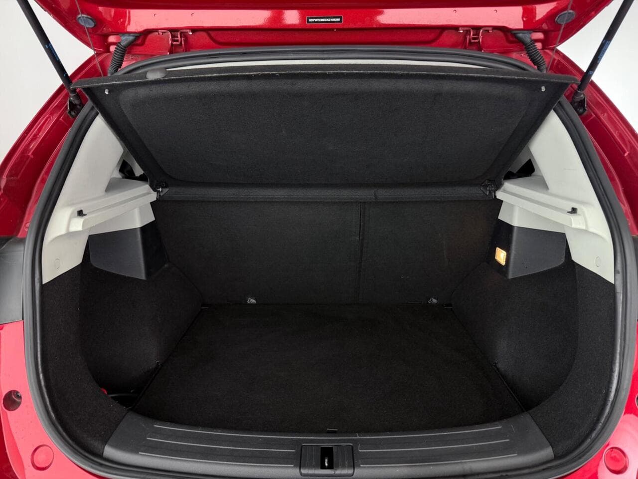 MG MG ZS thumbnail Boot