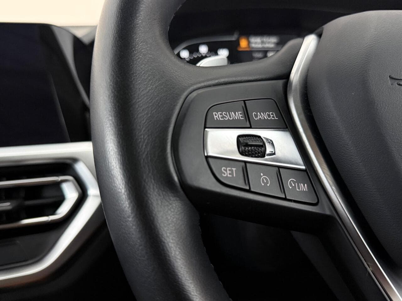 BMW 3 Series thumbnail Misc Controls