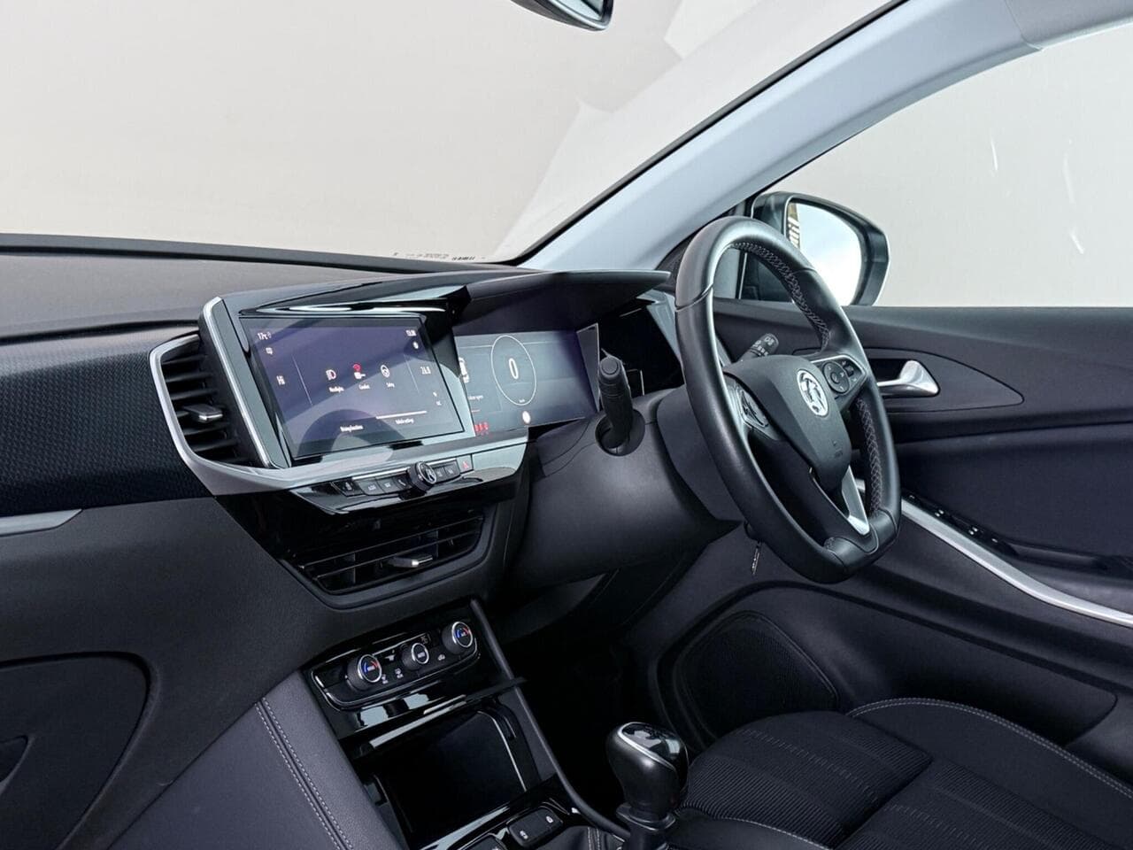 Vauxhall Grandland thumbnail Interior Front