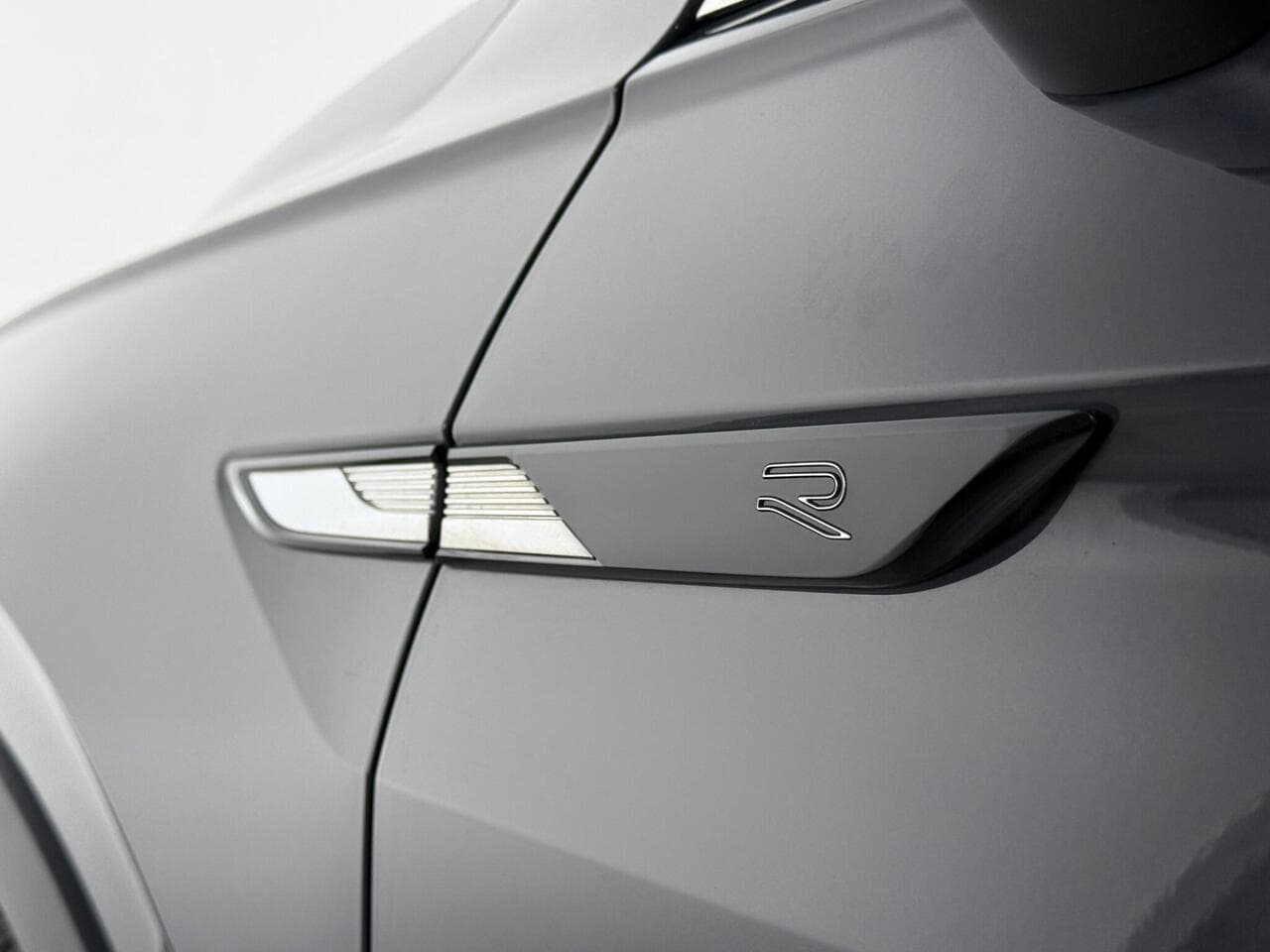 Volkswagen Tiguan thumbnail Door Handle Exterior