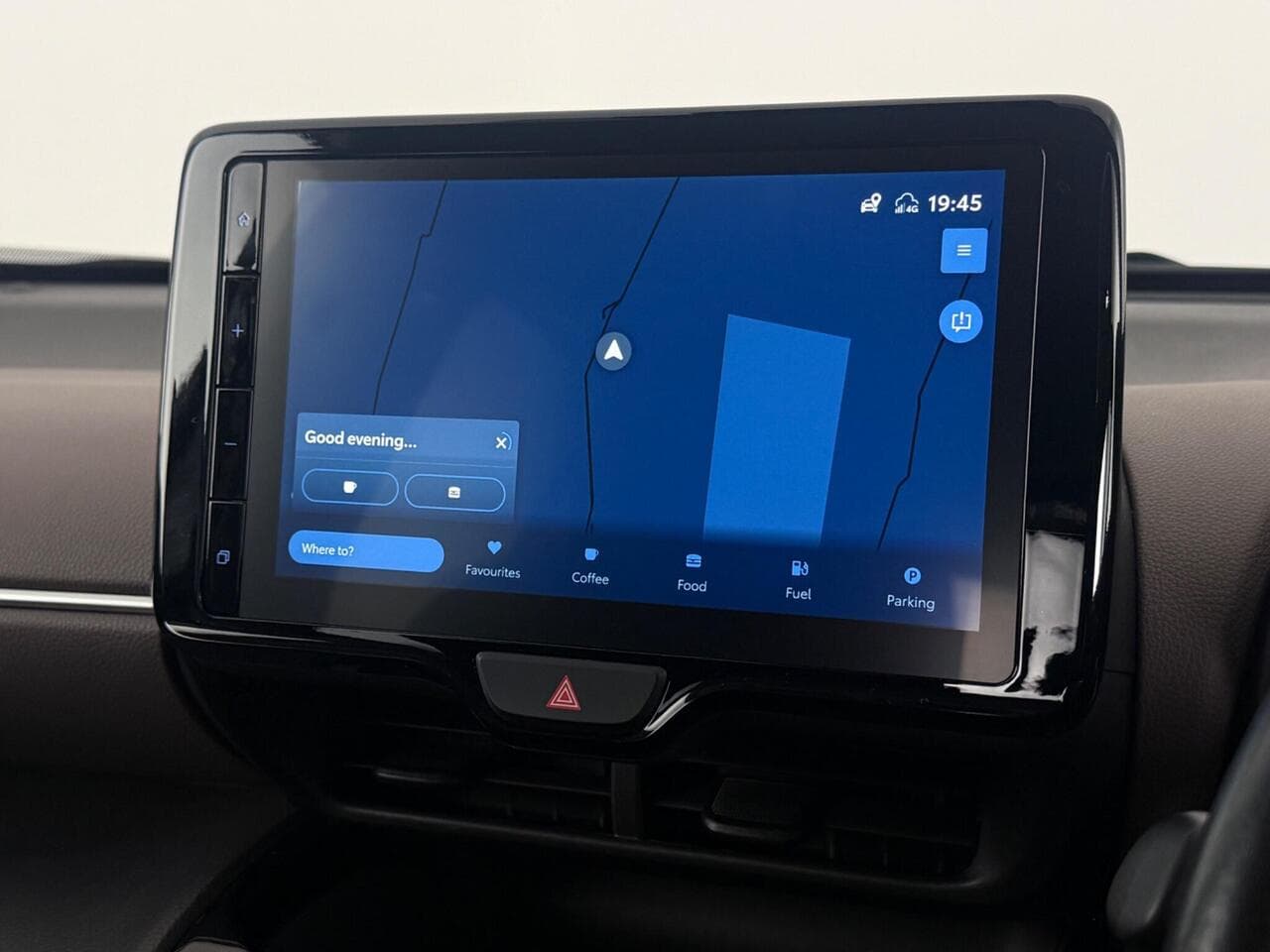 Toyota Yaris Cross thumbnail Infotainment System