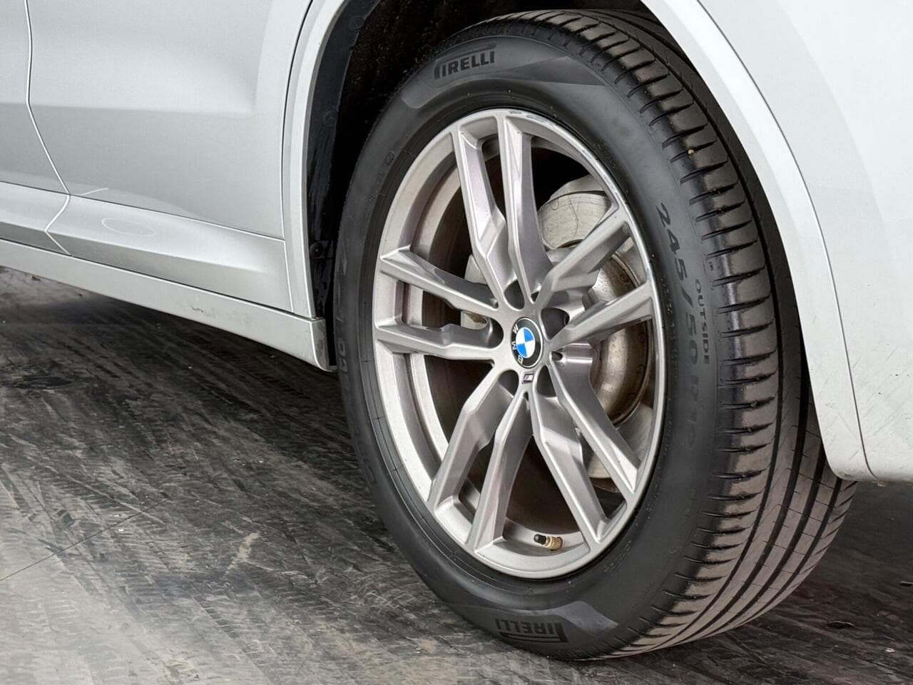 BMW X3 thumbnail Wheel