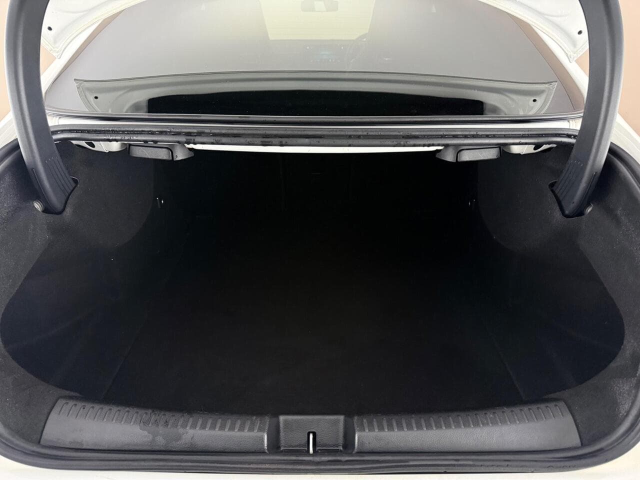 Mercedes-Benz CLA thumbnail Boot