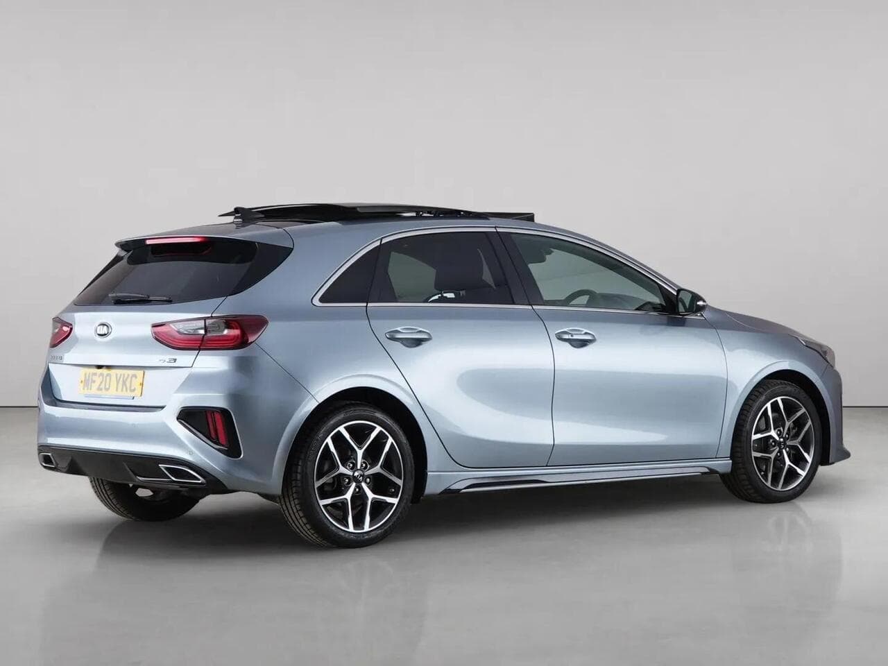 Kia Ceed thumbnail Rear Right