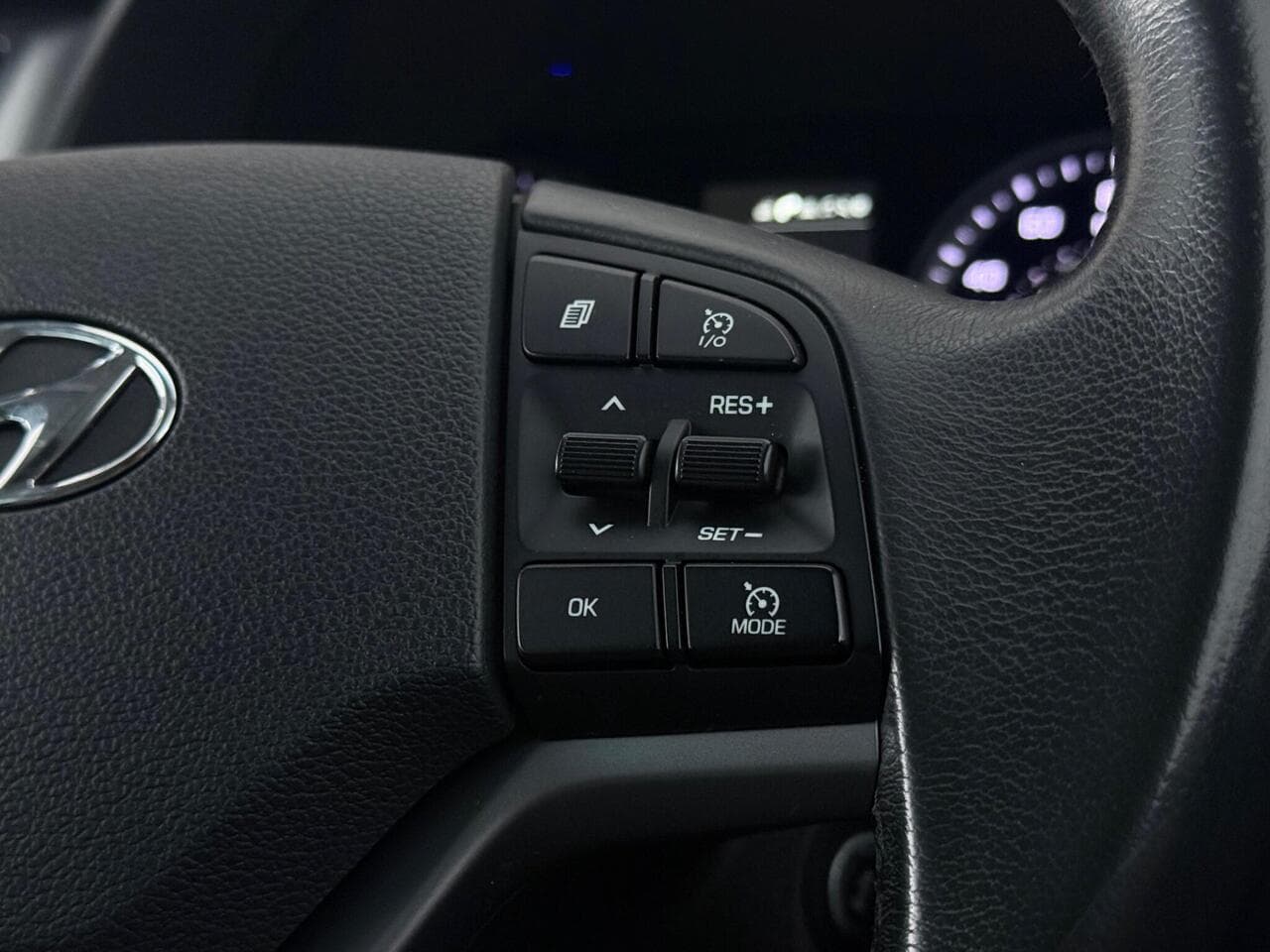 Hyundai TUCSON thumbnail Misc Controls