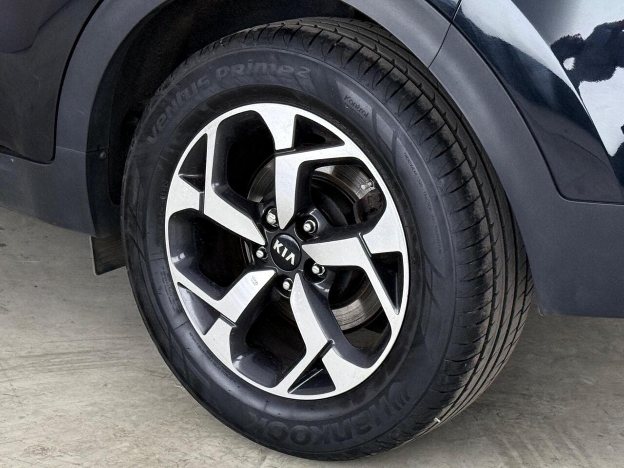 Kia Sportage thumbnail Wheel