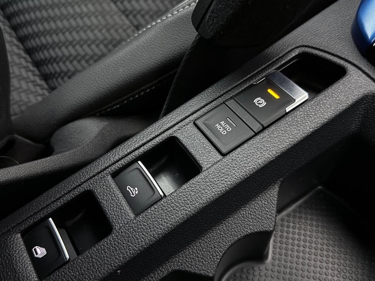 Volkswagen T-Roc thumbnail Misc Controls