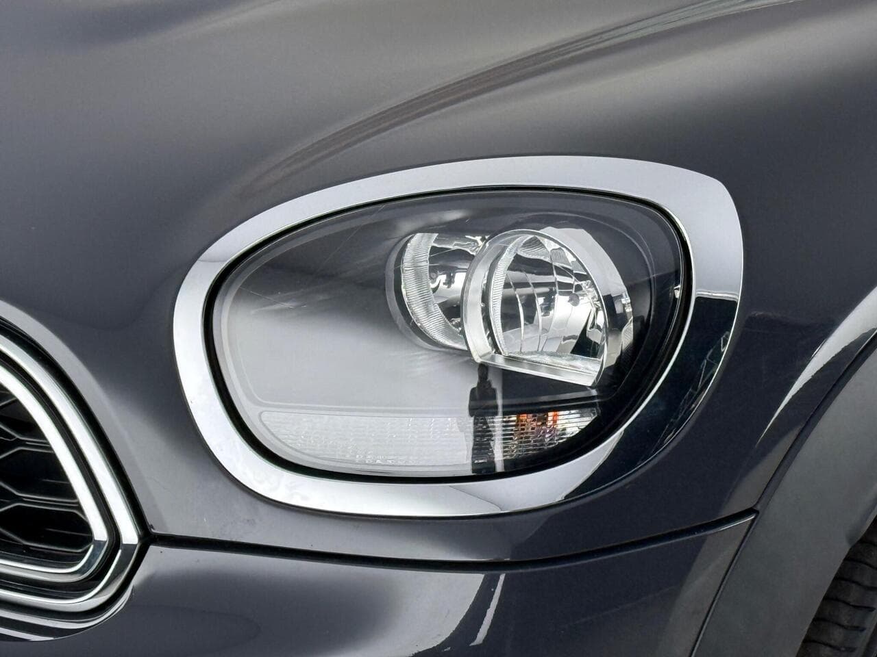 MINI Countryman thumbnail Lights Front