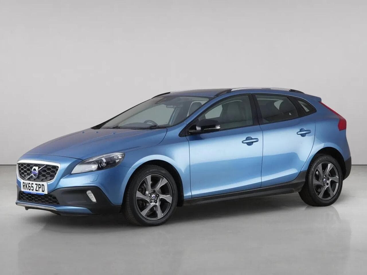 Volvo V40 Cross Country thumbnail Front Left