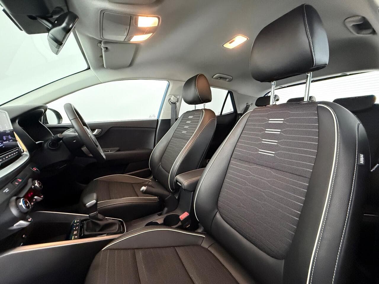 Kia Stonic thumbnail Seat Front Passenger