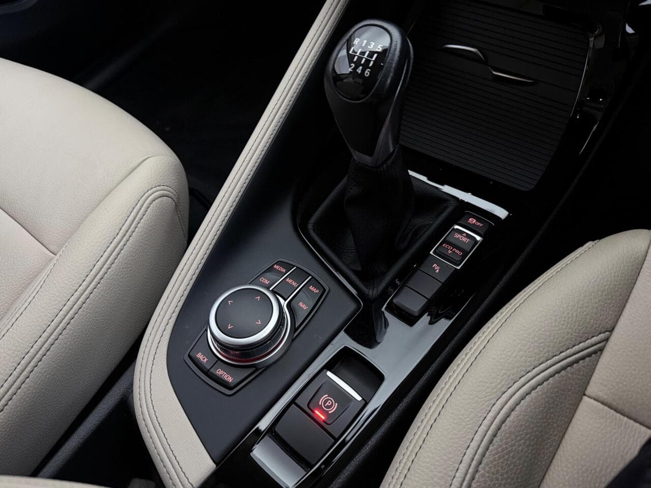 BMW X1 thumbnail Misc Controls