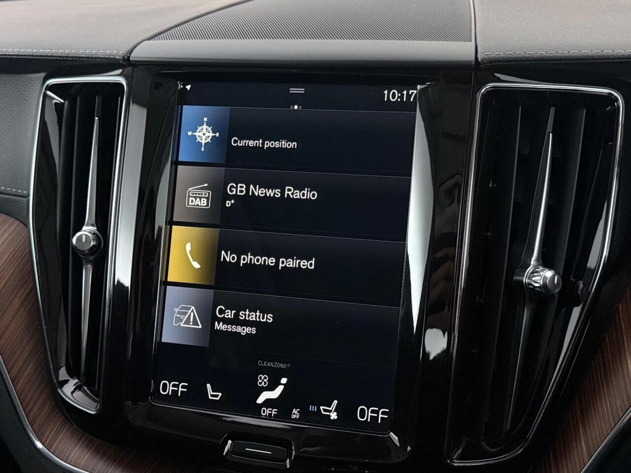 Volvo XC60 thumbnail Infotainment System