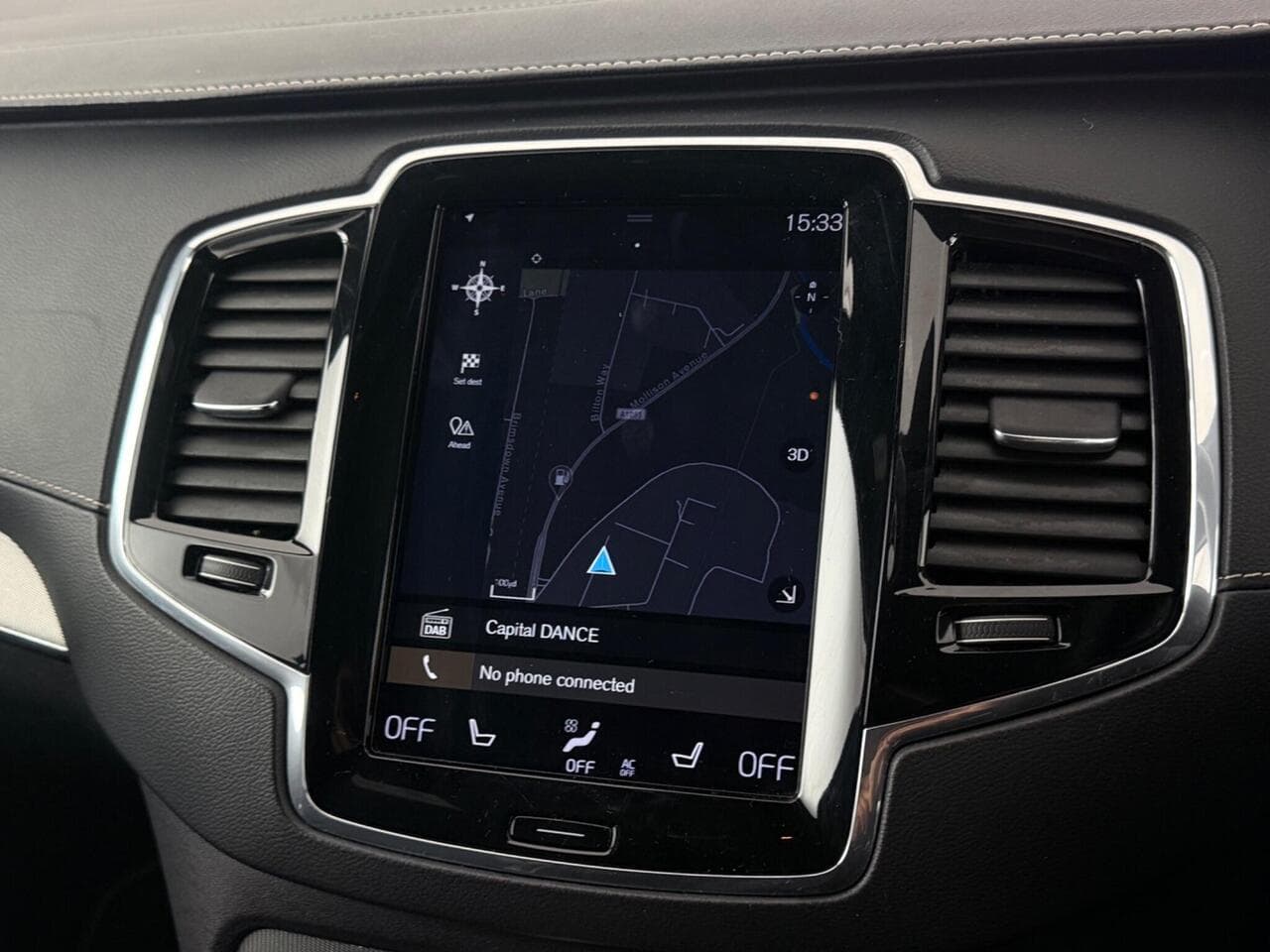 Volvo XC90 thumbnail Infotainment System