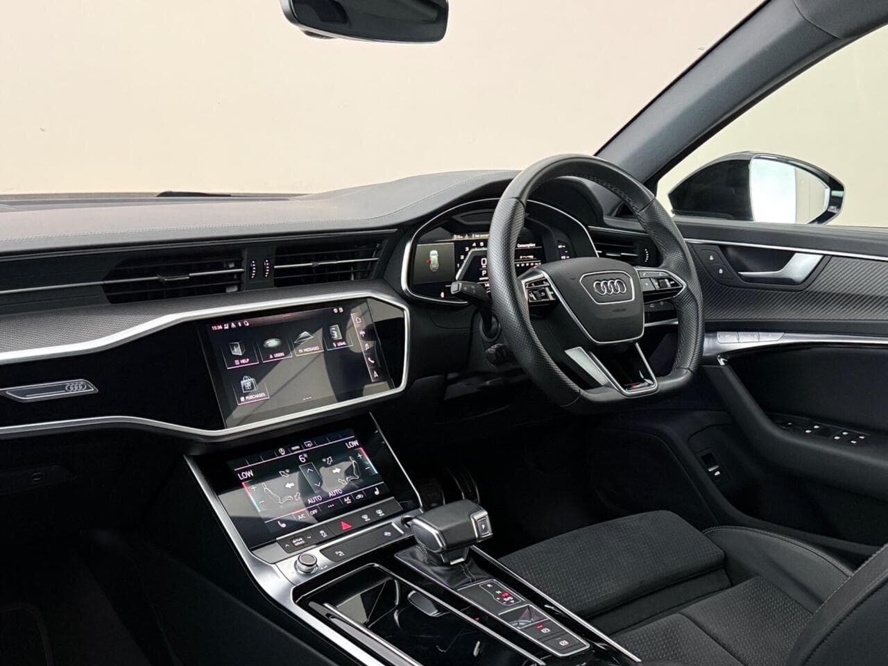 Audi A6 Avant thumbnail Interior Front