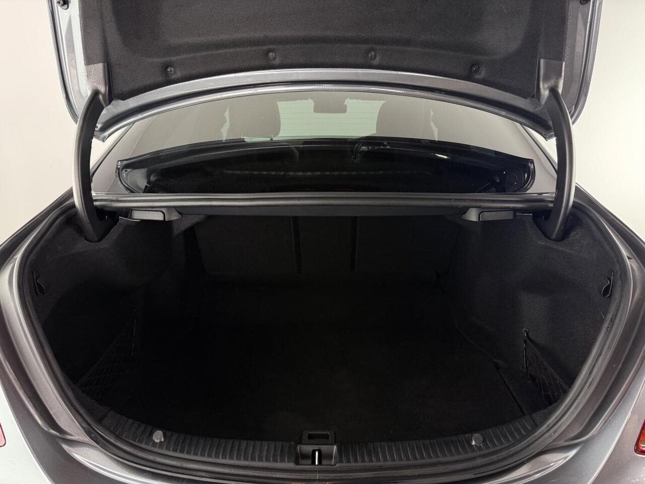 Mercedes-Benz C Class thumbnail Boot