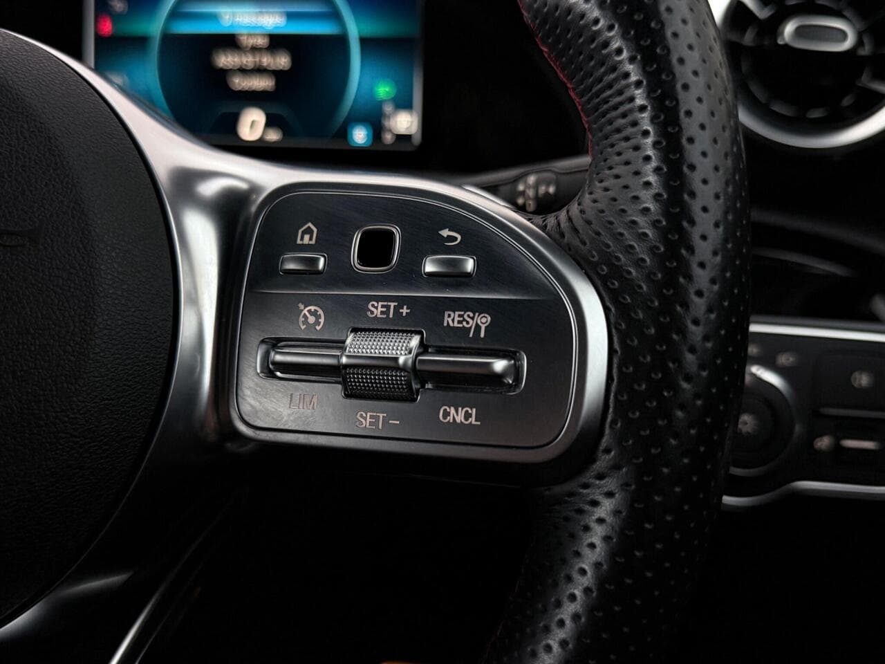 Mercedes-Benz A Class thumbnail Misc Controls