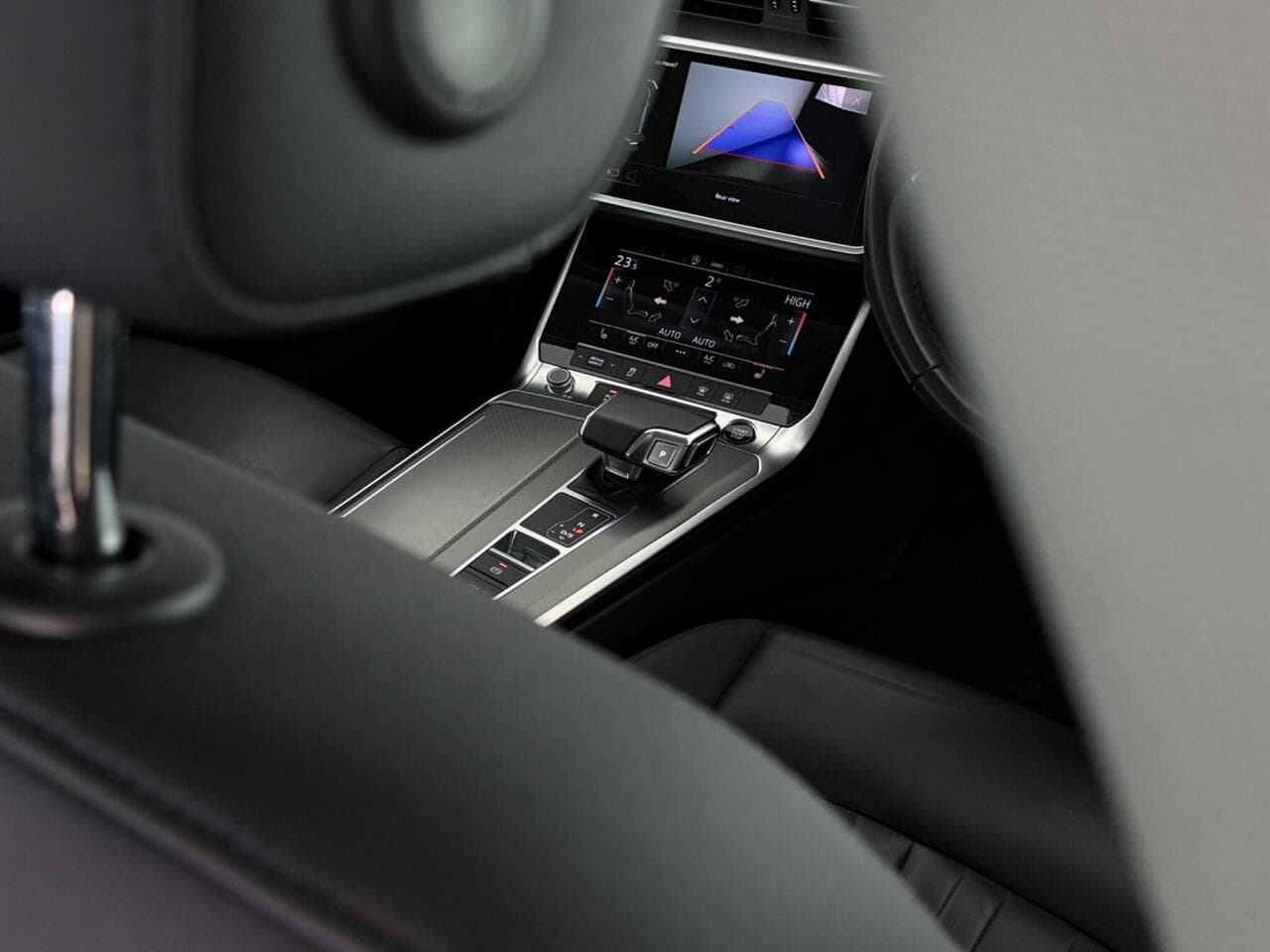 Audi A6 Avant thumbnail Inconclusive
