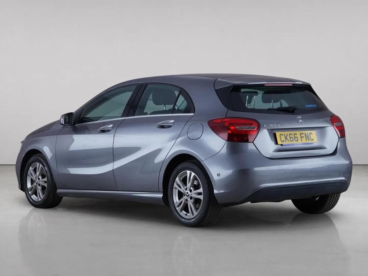 Mercedes-Benz A Class thumbnail Rear Left