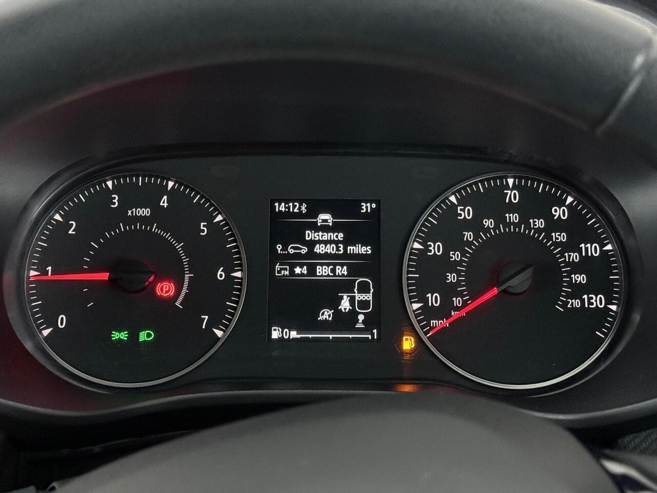 Dacia Sandero thumbnail Driver Instruments