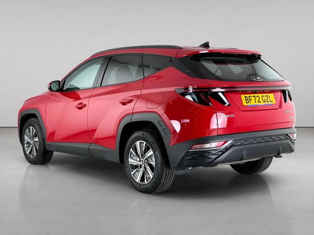 Hyundai TUCSON thumbnail Rear Left