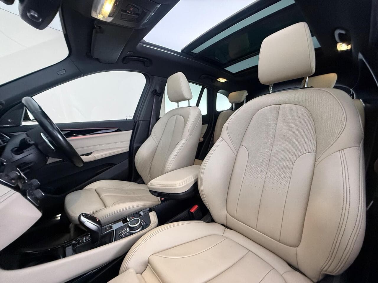 BMW X1 thumbnail Seat Front Passenger