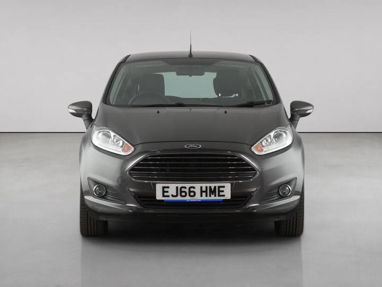 Ford Fiesta thumbnail Front