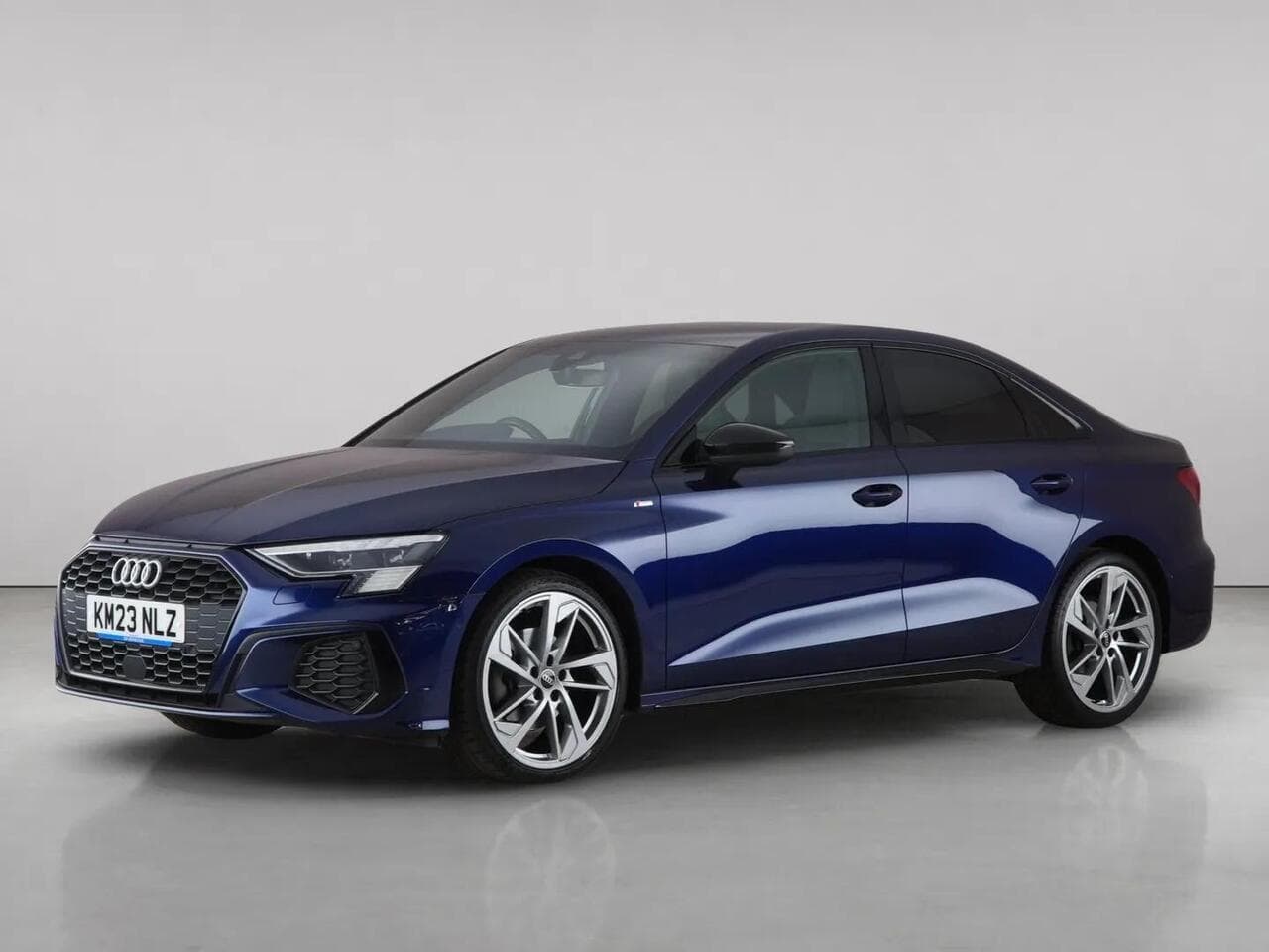 Audi A3 thumbnail Front Left