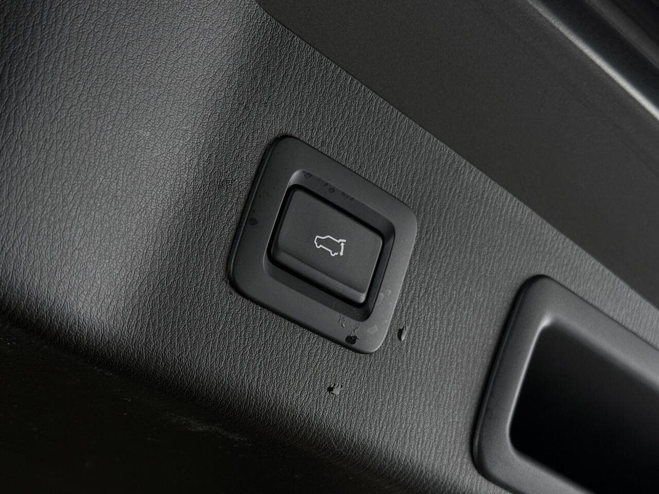 Mazda CX-5 thumbnail Misc Controls