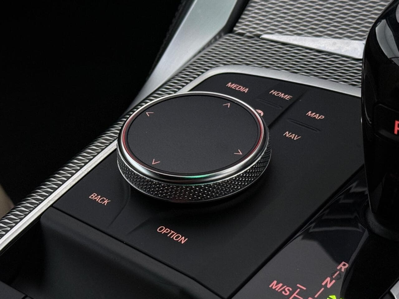 BMW 4 Series thumbnail Misc Controls
