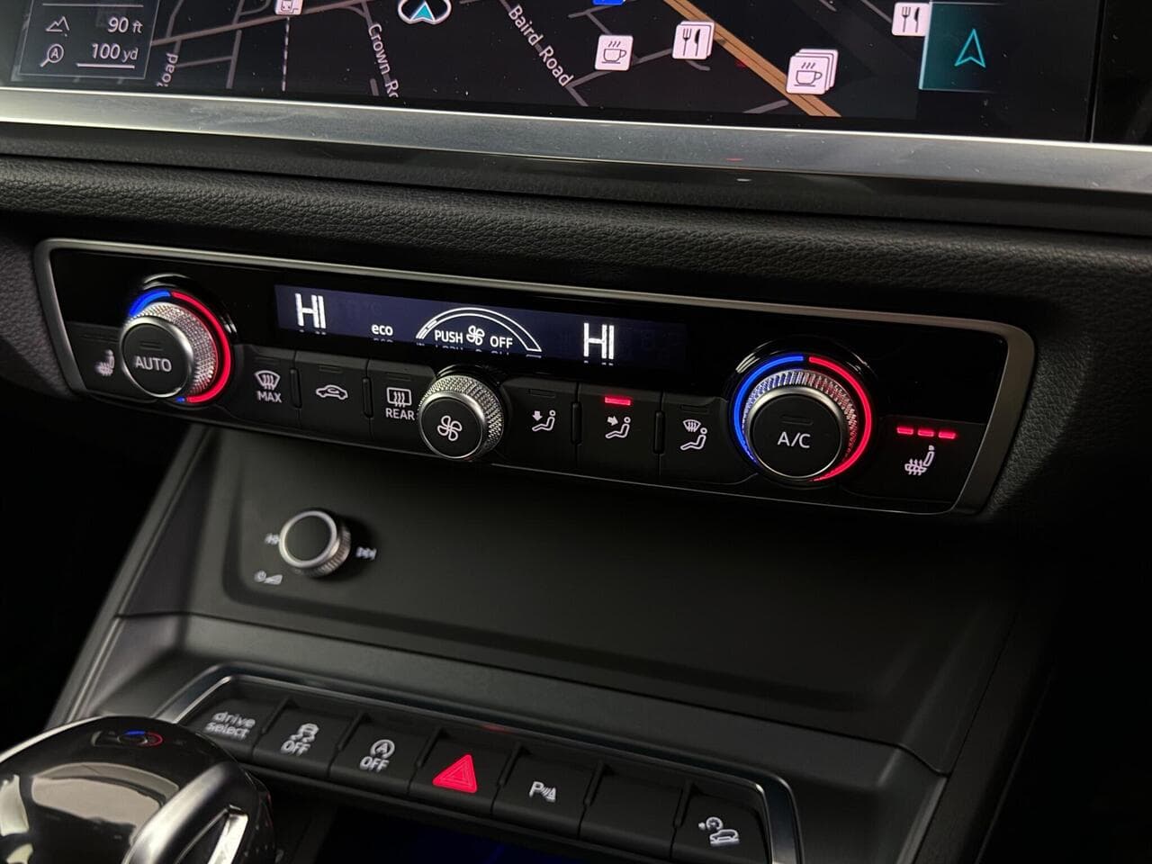 Audi Q3 thumbnail Misc Controls